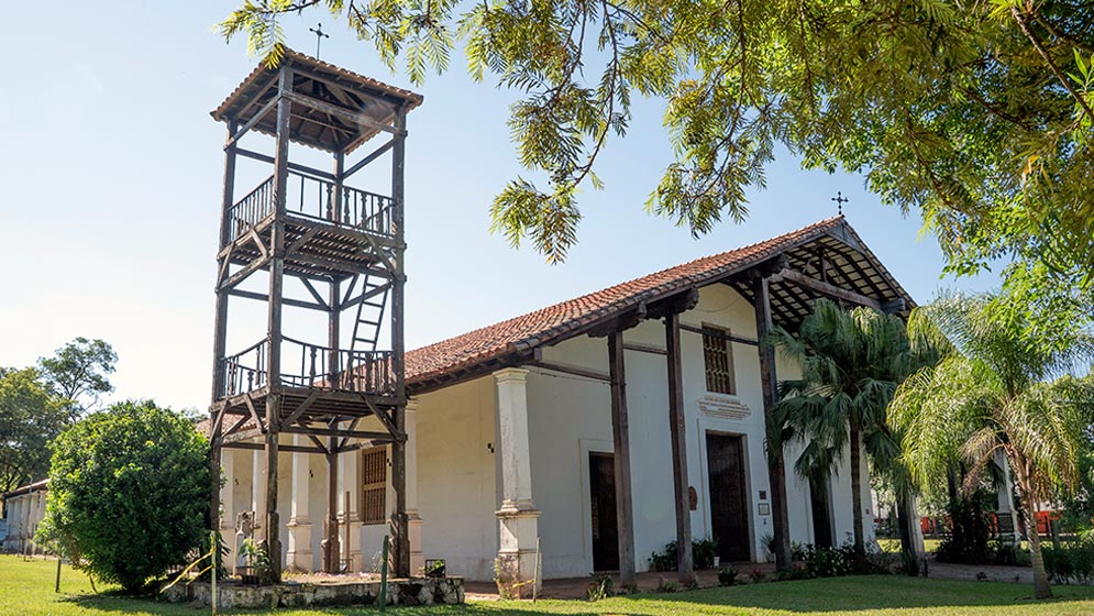 La fachada del Templo San Buenaventura de Yaguarón expone las características constructivas del siglo XVIII. Foto: programa Tekorenda.